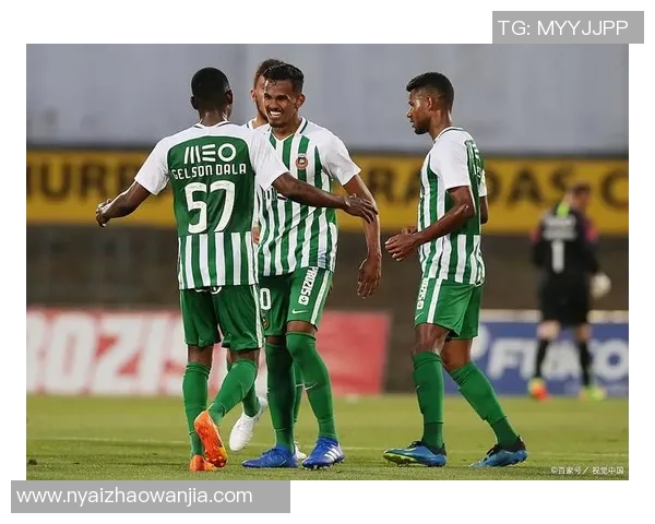 国王杯激战：多特蒙德与波尔图战成平局全场沸腾的瞬间解析